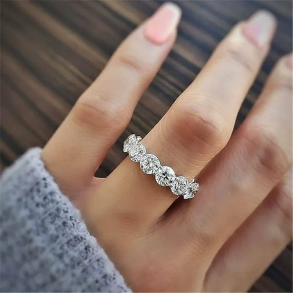 925 Sterling Silver ring Round 4mm Lab Diamond